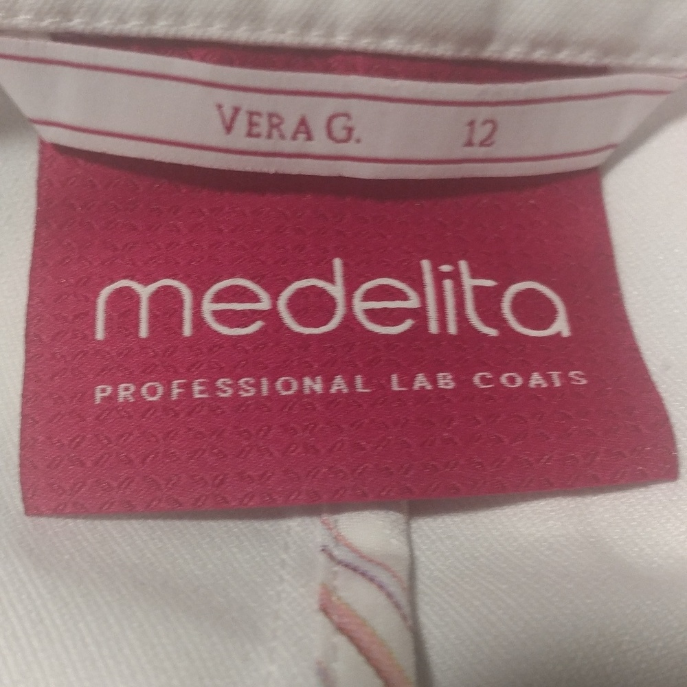 Medelita Vera G Lab Coat